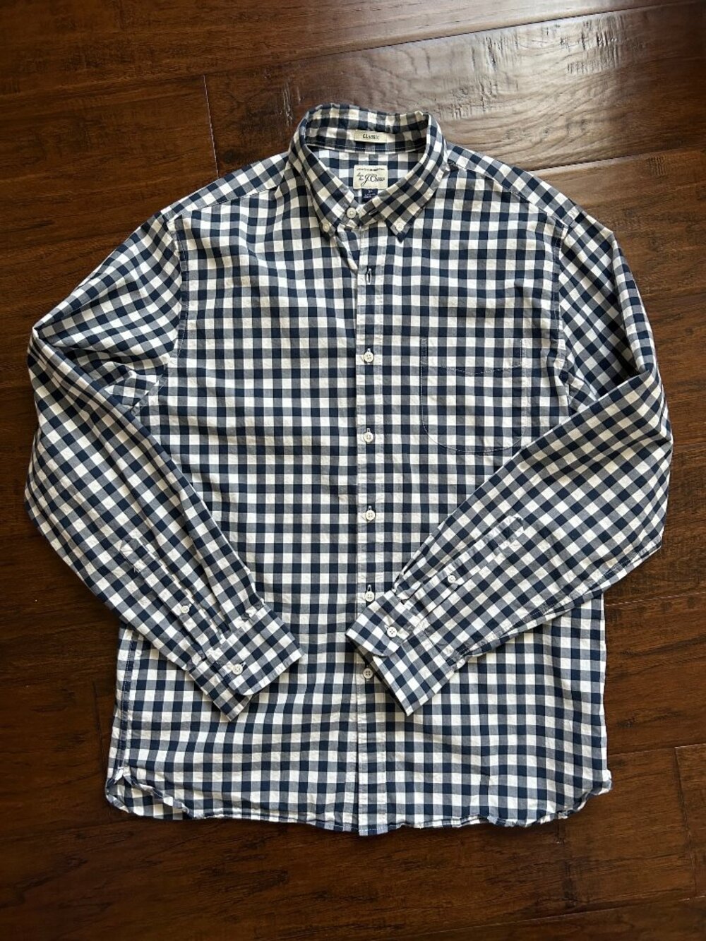 J.Crew Men's Navy and White Gingham Button-Front Shirt M medium